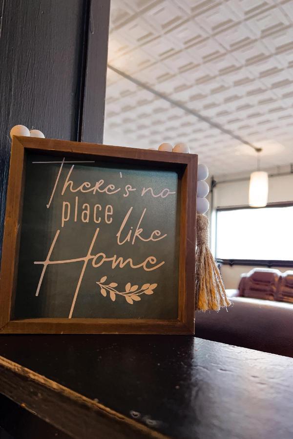 The Pub- 8Br Free Parking, Minutes From Falls & Casino Niagara Falls Extérieur photo
