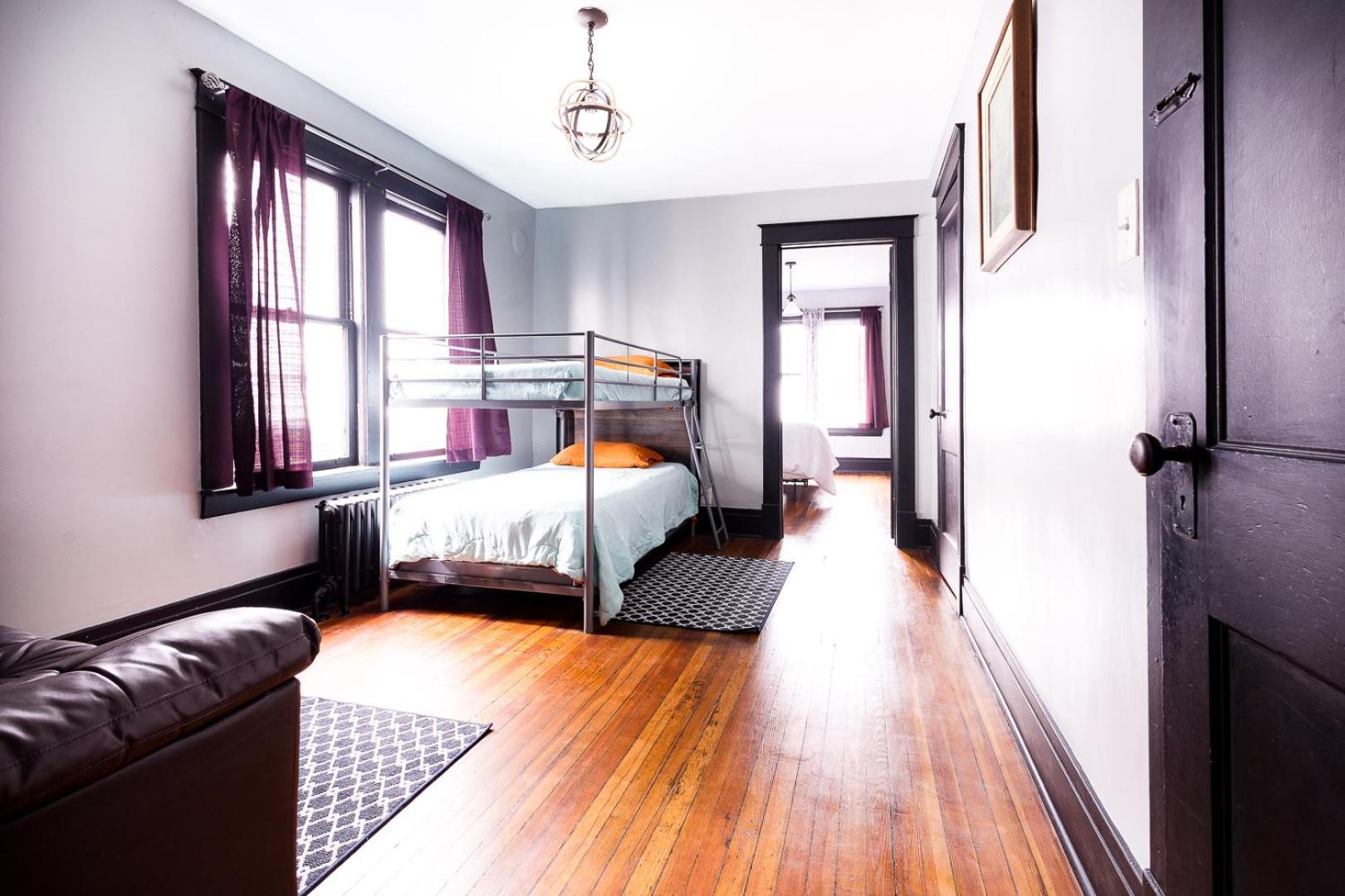 The Pub- 8Br Free Parking, Minutes From Falls & Casino Niagara Falls Extérieur photo